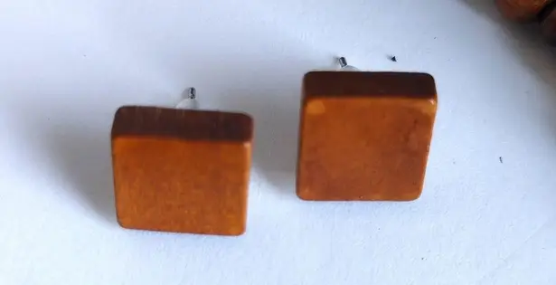 Boho Funky Wood Necklace with Lips Pendant Earrings Set New Brown