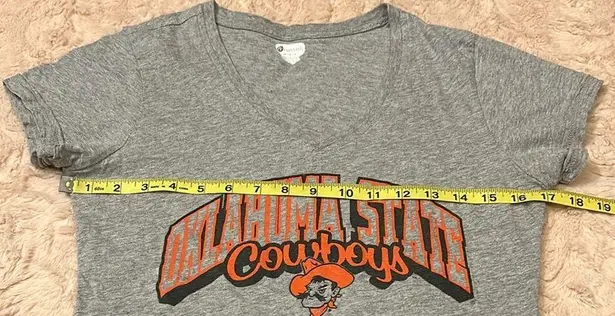 Russell Athletic Oklahoma State Cowboys short sleeve shirt in size M