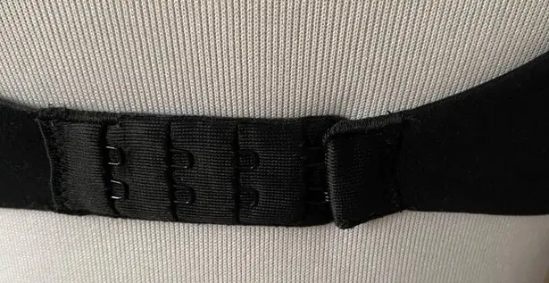 Victoria's Secret  Body by Victoria Unlined Lace Demi Underwire Bra 32B Lace Bra