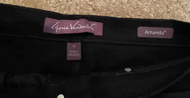 Gloria Vanderbilt High Waisted Jean