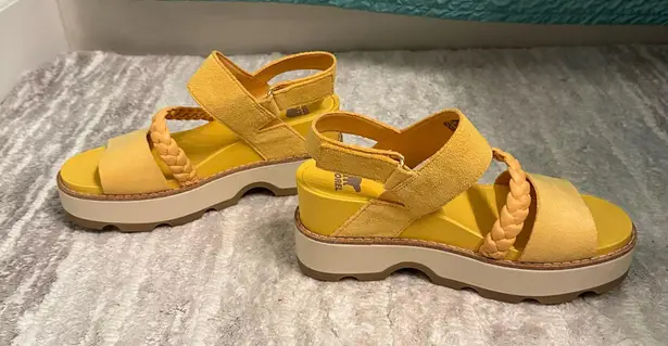 Sorel Yellow Women's Sandals with Braided Strap Size 8.5
