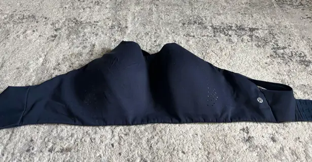 Lululemon  navy blue sports bra woman’s size 36DDD