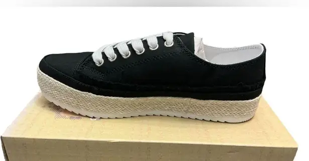 Very G Espadrille Sneakers 8.5 Black $45 Retail NEW