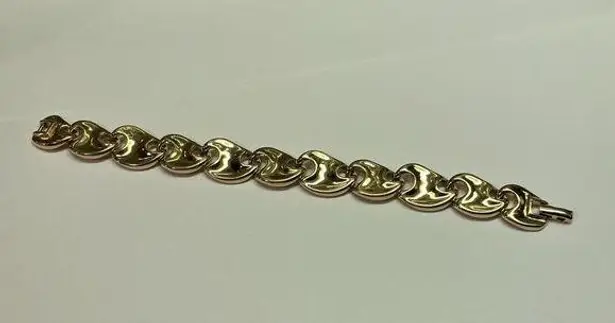 Monet Vintage Signed  Gold Tone Metal Bracelet