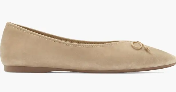 Birdies  Goldfinch Pointy Toe Ballet Flat Size 8