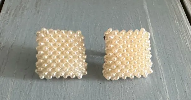 Vintage Screw Back / On Earrings Square Bundle Of Faux Baby Pearls Lovely