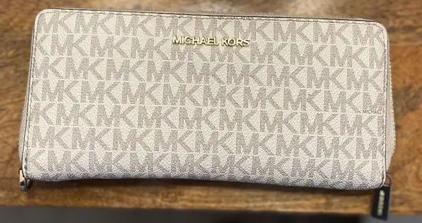 Michael Kors  Wallet