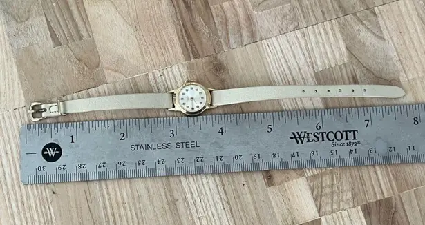 Timex Vintage Ladies Watch Mechanical Winding Gold-Tone Case Stainless Dial