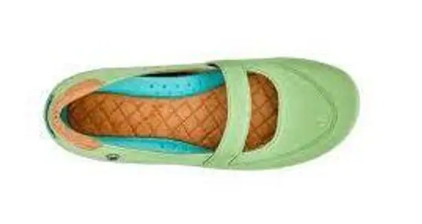 Brand new The Mozo Women's Fab Canvas size 7 Green