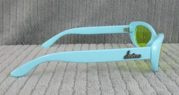 New Divine Eyewear Medusa Light Blue/Clear Yellow Sunglasses Women's NWT Blue