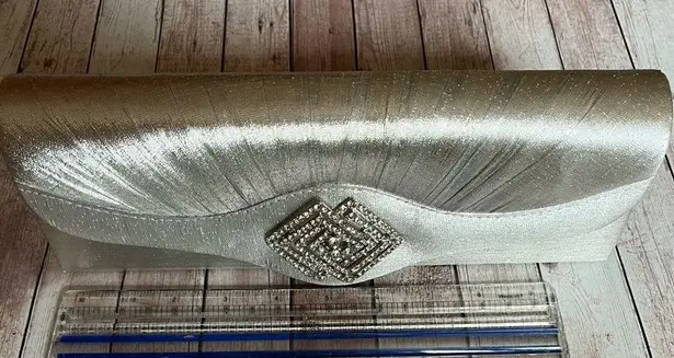 Silver Satin clutch with 2 detachable handles and rhinestone decor