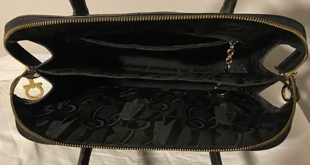 Salvatore Ferragamo Authentic Black Leather Gancini Satchel Handbag Shoulder Bag