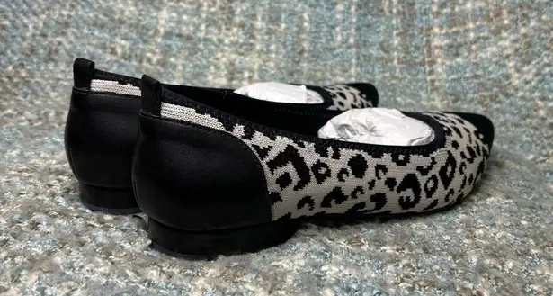 Walking Cradles Rory Padded Flats in Leopard/Black (Wide) Size undefined