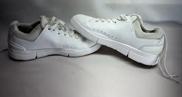 On Clouds Roger Advantage White Leather Sneakers
