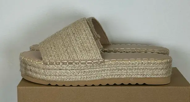 New! BEACH BY Matisse Natural Jute Platform Slip