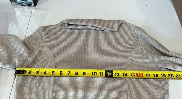 Clara Sun Woo Tan Mock Neck Ribbed Top Long Sleeve Size L