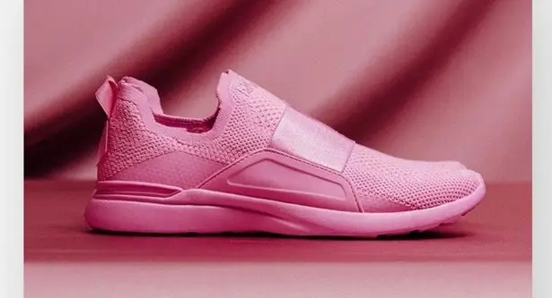 APL new  ✿ Bliss Knit Sneaker ✿ Ltd Ed Breast Cancer Awareness Power Pink ✿ 10 41