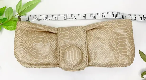 Samoe Bowtie Snakeskin Looking Clutch / Crossbody