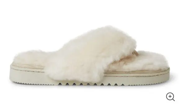 Dearfoams Fireside by Auburn Thong Genuine Shearling Slipper Pink