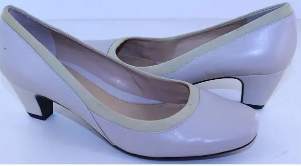 Easy Spirit Vicki Cream Leather Kitten Heels 6.5 M