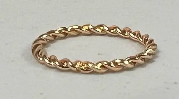 Gold Braided Solid Band Ring Jewelry Size 8 ✨