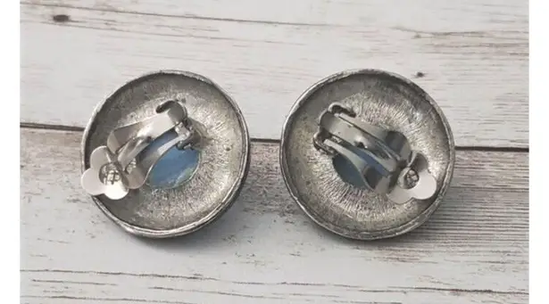 Vintage Clip On Earrings