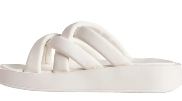 Vintage Havana Size 10 Day Dream Puff Criss Cross Platform Sandal Slip On White