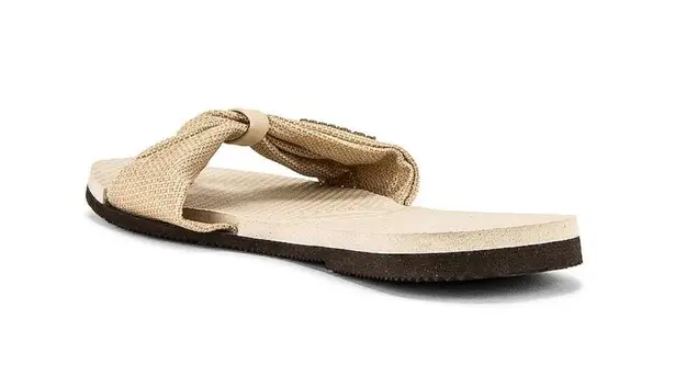 Havaianas You St. Tropez Shine Sandal in Beige
