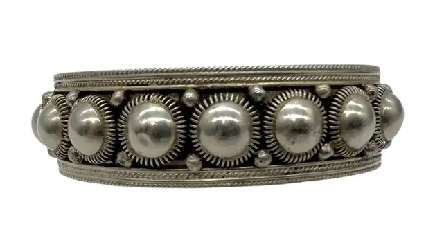 Siam Thailand Vintage Filigree Massive Silver Sterling Cuff Bracelet Pre 1948