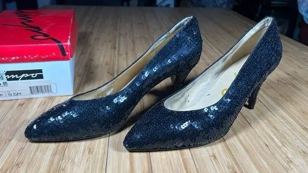 Impo Vintage 90’s Pointed Toe Black Sequin Heels Size 9.5