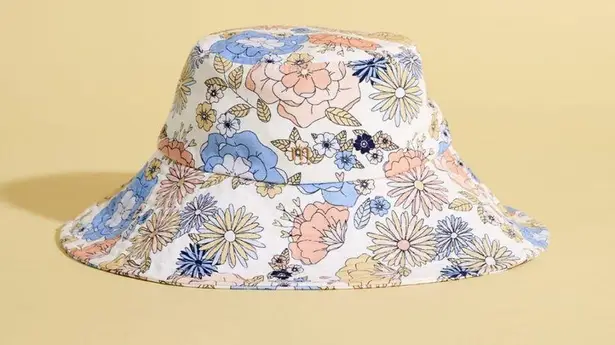 Maaji bucket hat