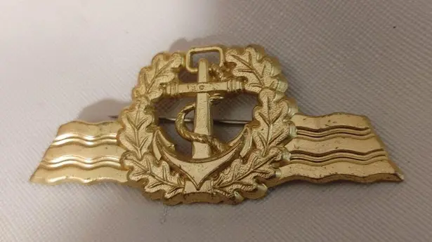 Vintage German Navy Gold Tone Metal Anchor Laurel Wreath Insignia Pin Badge