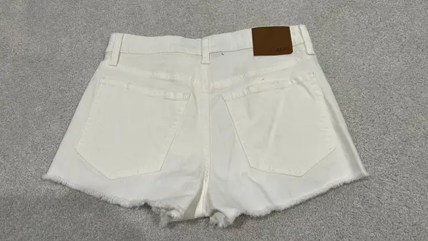 Aeropostale High Rise White Jean shorts 2.5”