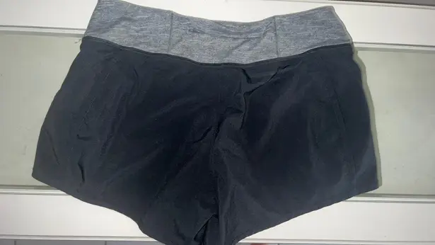 Mountain Hardwear Black Shorts