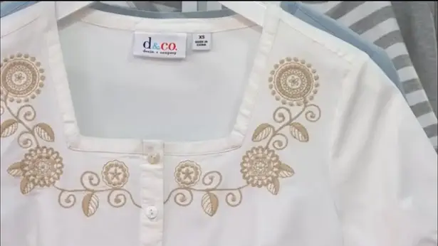 Denim & Co Vintage Embroidered Short Sleeve Chambray Blouse A233794 Size 2X