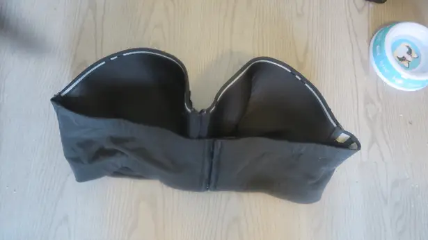 Cacique Lane Bryant boost strapless bra jewelry on front lacey in black size 44DD.