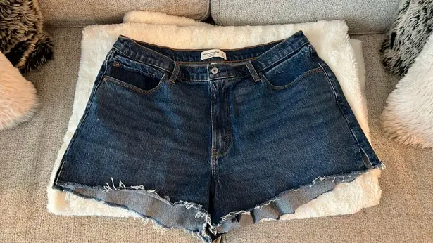 Abercrombie & Fitch Jean Short Mom Short