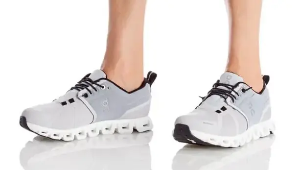 on cloud 5 Waterproof Running Shoes NWOT