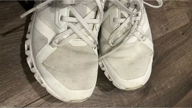 on cloud  Sneakers Women’s