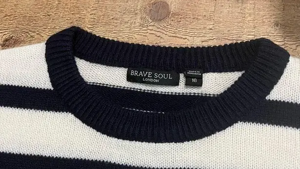 Brave Soul Women's Beige Navy Stripe Anchor Pirate Soft Crewneck Sweater Sz 16