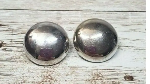 Vintage Clip On Earrings