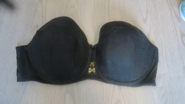 Cacique Lane Bryant boost strapless bra jewelry on front lacey in black size 44DD.