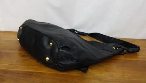 B Makowsky Black Leather Tote Style Shoulder Purse