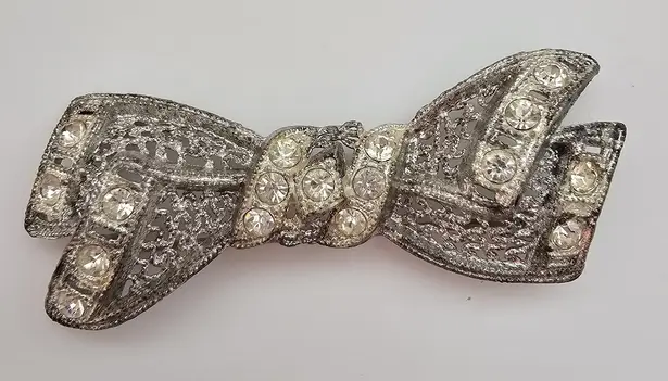 Victorian White Metal Rhinestone Bow Brooch Edwardian 1900's Silver