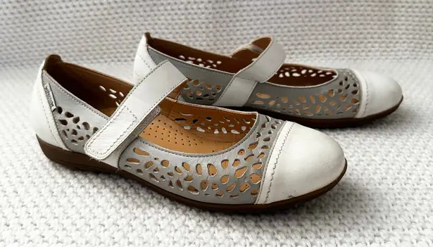 Mephisto Silver Laser Cut White Cap Toe Leather Mary Jane Comfort Ballet Flat 8