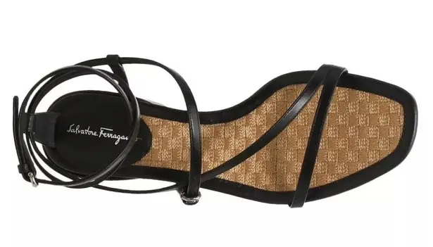 Salvatore Ferragamo EGADI 85mm STRAPPY BLOCK HEEL LEATHER SANDALS SIZE US 9.5