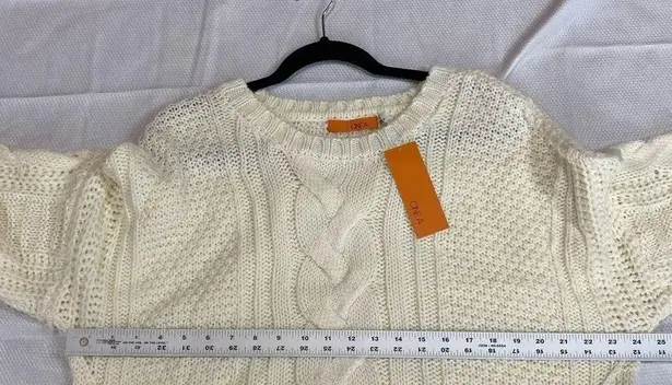 One A Winter White Crewneck Chunky Sweater Size L