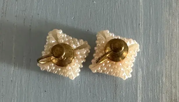 Vintage Screw Back / On Earrings Square Bundle Of Faux Baby Pearls Lovely