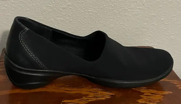 Ecco NWOB Women’s Rise Gore-Tex Black Slip on Shoes Size 35F US size 4/4.5