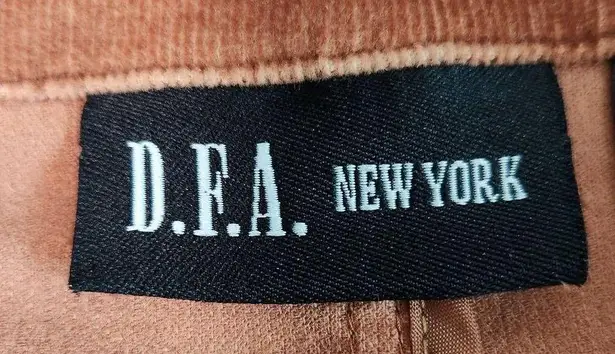 D.F.A New York Brown Corduroy Blazer Size Medium Brown Corduroy Blazer
